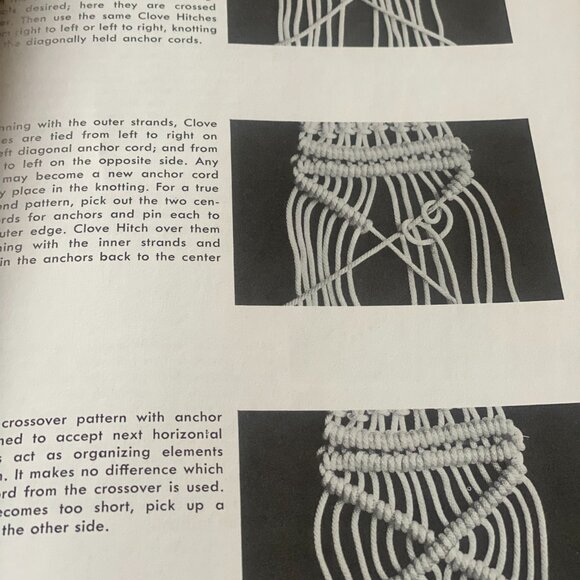 19-(VB) Vintage. Collectors. Books. Macrame. 70s. Soapmaker. 90s. Rare. - Picture 10 of 17